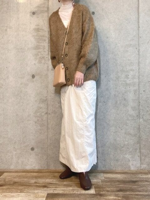 カーディガン　コーデ　秋