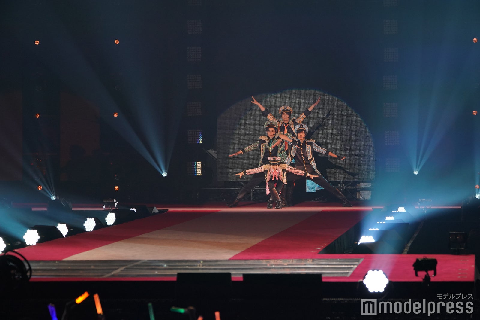 ドルメンX （C）モデルプレス