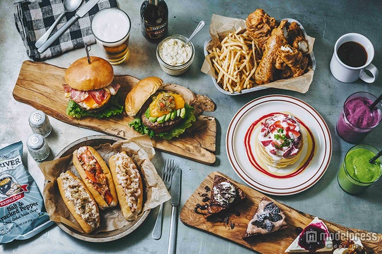 シェイブシェイク＆人気ロブスターロールも “食のセレクトショップ”江ノ島に誕生