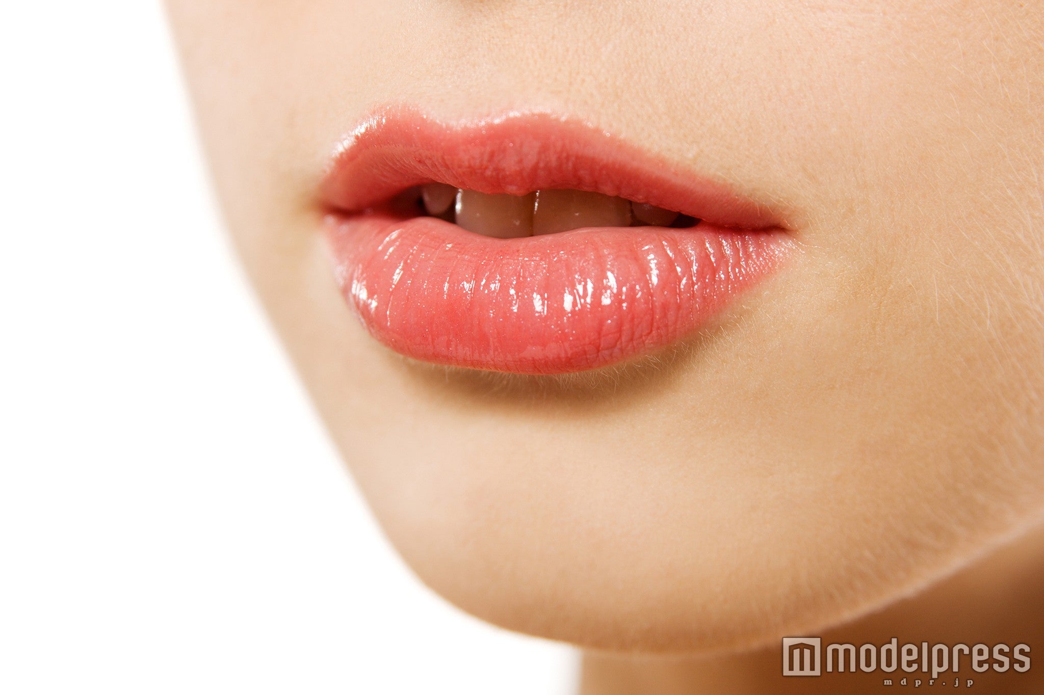 乾燥にサヨナラ！いつでも潤う唇を手に入れるためのケア方法（Photo by Kzenon）