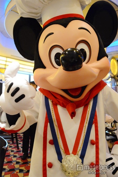 ディズニーアンバサダーホテル内レストラン「シェフ・ミッキー」ミッキーマウス