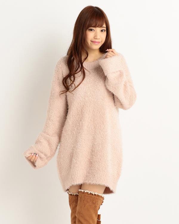 袖フレアシャギーワンピース「LIZ LISA」8,964円(税込)/画像提供:Tokyo Kawaii Life