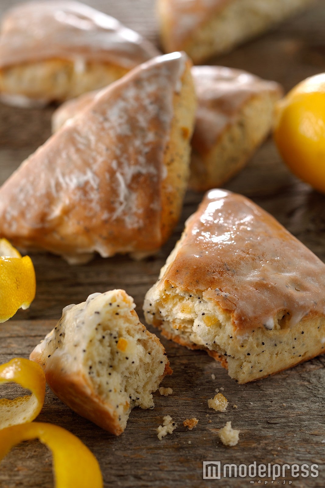 レモンポピーシードスコーン