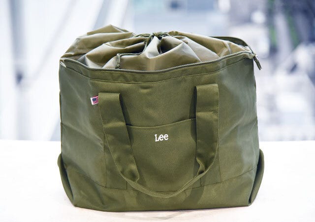 宝島社　ブランドブック　Lee