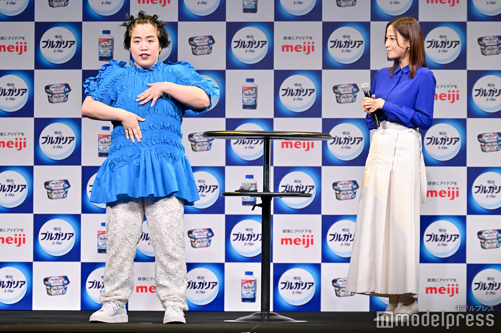 ゆりやんレトリィバァ、鷲見玲奈（C）モデルプレス