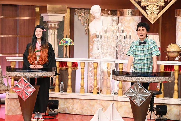 後呂有紗アナウンサー、矢部浩之(C)日本テレビ