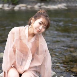 斉藤朱夏の20歳から現在までの軌跡が1冊に。1st PHOTO BOOK「しゅかすがた」発売決定