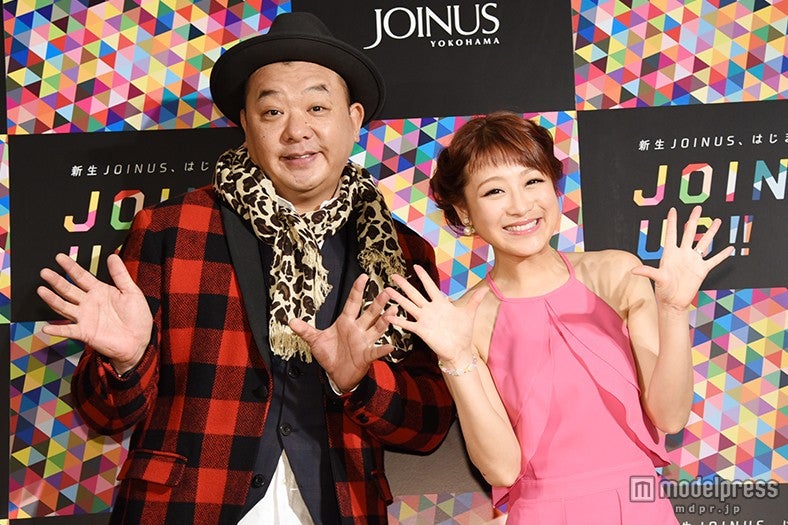 （左から）木下隆行、鈴木奈々