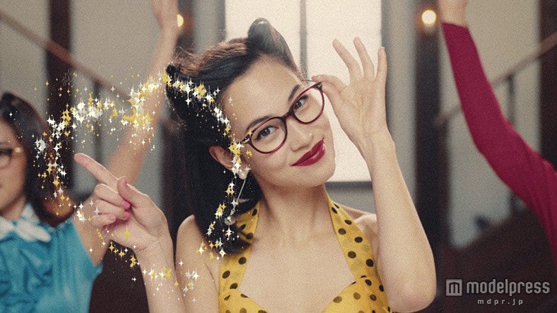 水原希子、キュートなダンス＆“ハートの魔法”でハッピーオーラ全開