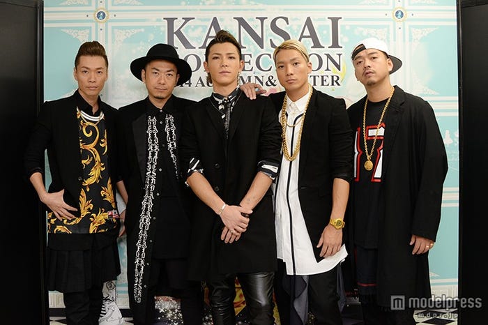 DOBERMAN INFINITY(左からP-CHO、GS、KAZUKI、SWAY、KUBO-C)