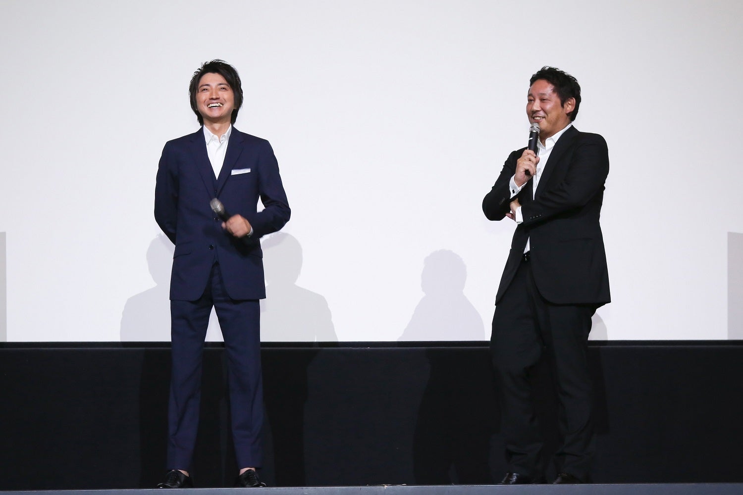 藤原竜也と入江悠監督（提供写真）