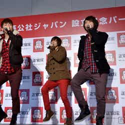 パフォーマンスを披露する大国男児