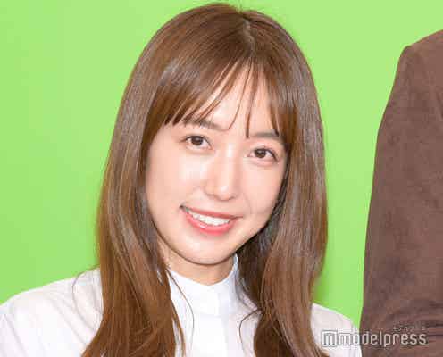 川崎希、生後2ヶ月の第3子次女を顔出し公開「そっくり」「ニコニコで可愛い」と反響