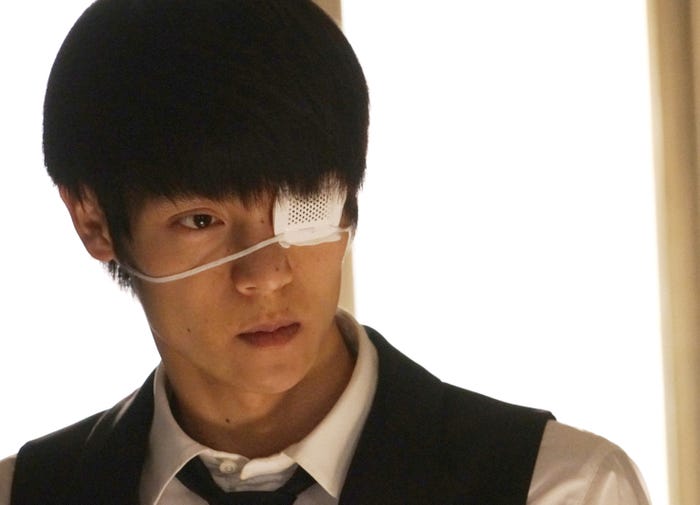 窪田正孝 東京喰種 キャラ写真一斉公開に反響 やっぱりカッコいい モデルプレス 窪田正孝 東京喰種 キャラ写真一斉公開に反響 やっぱりカッコいい モデルプレス