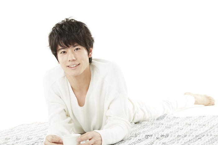 岩永徹也「Messenger」アザーカット(画像提供:所属事務所)