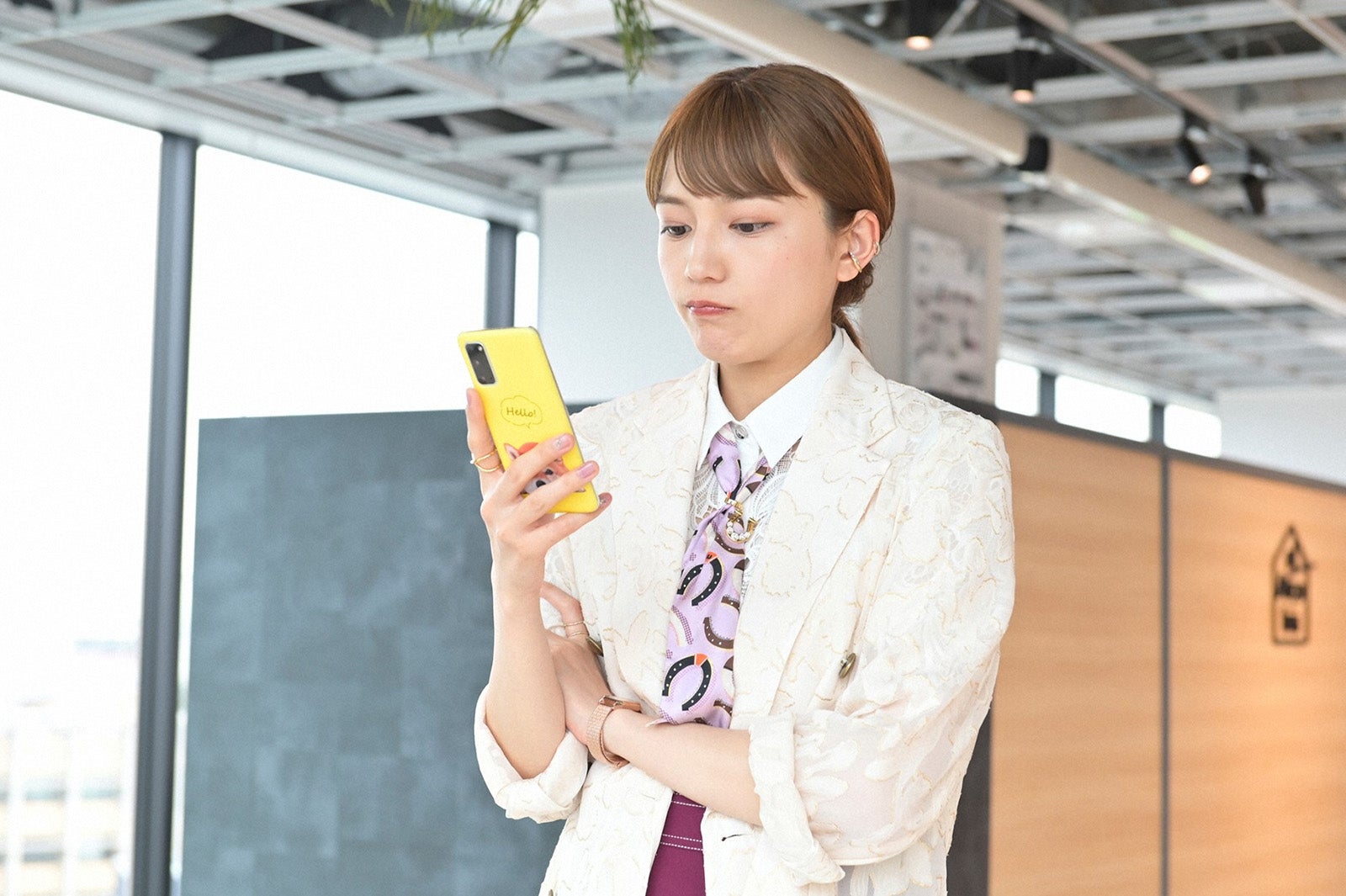 川口春奈「着飾る恋には理由があって」第4話より（C）TBS