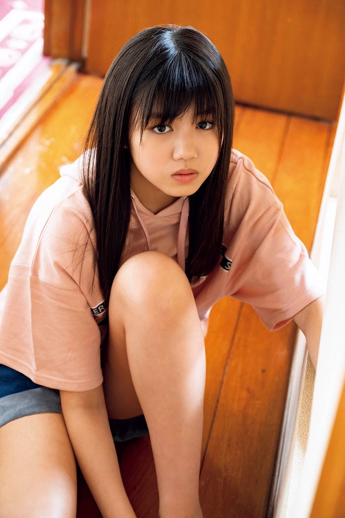 武元唯衣(C)石垣星児、光文社