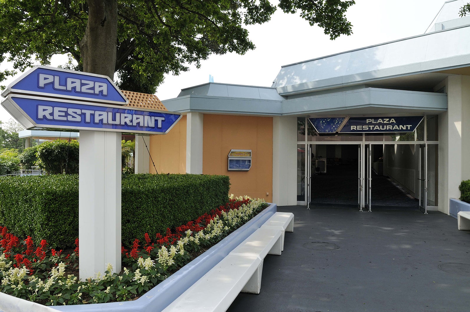 「プラザ・レストラン」（C）Disney