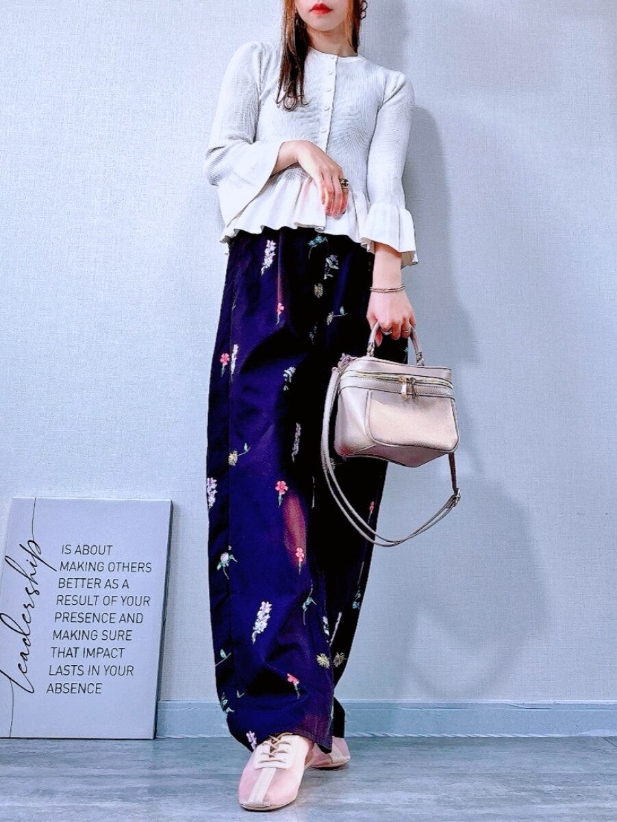 GUのリブフリルカーディガン