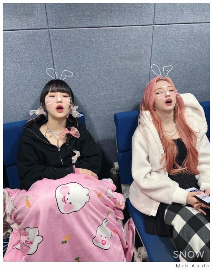 Kep1erイェソ＆ヒカル、“シンクロショット”が話題に「可愛すぎる」「癒される」