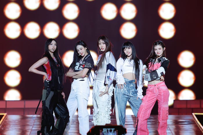 NewJeans(C)Weverse Con Festival