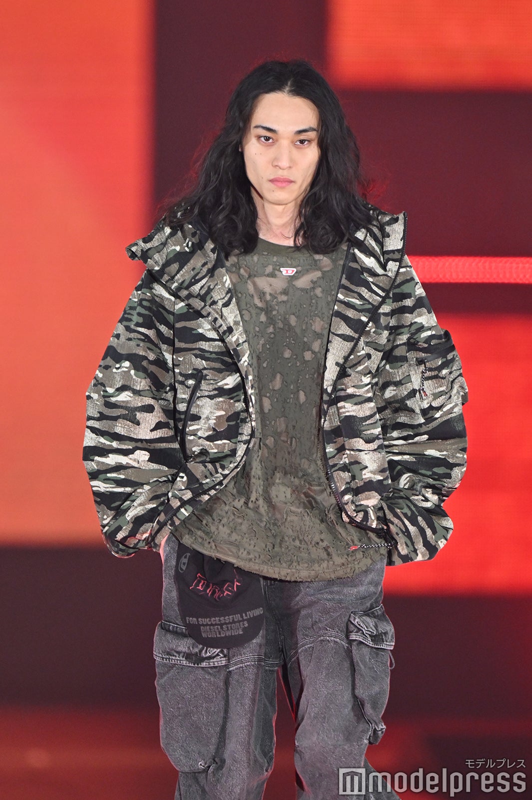 （C）モデルプレス