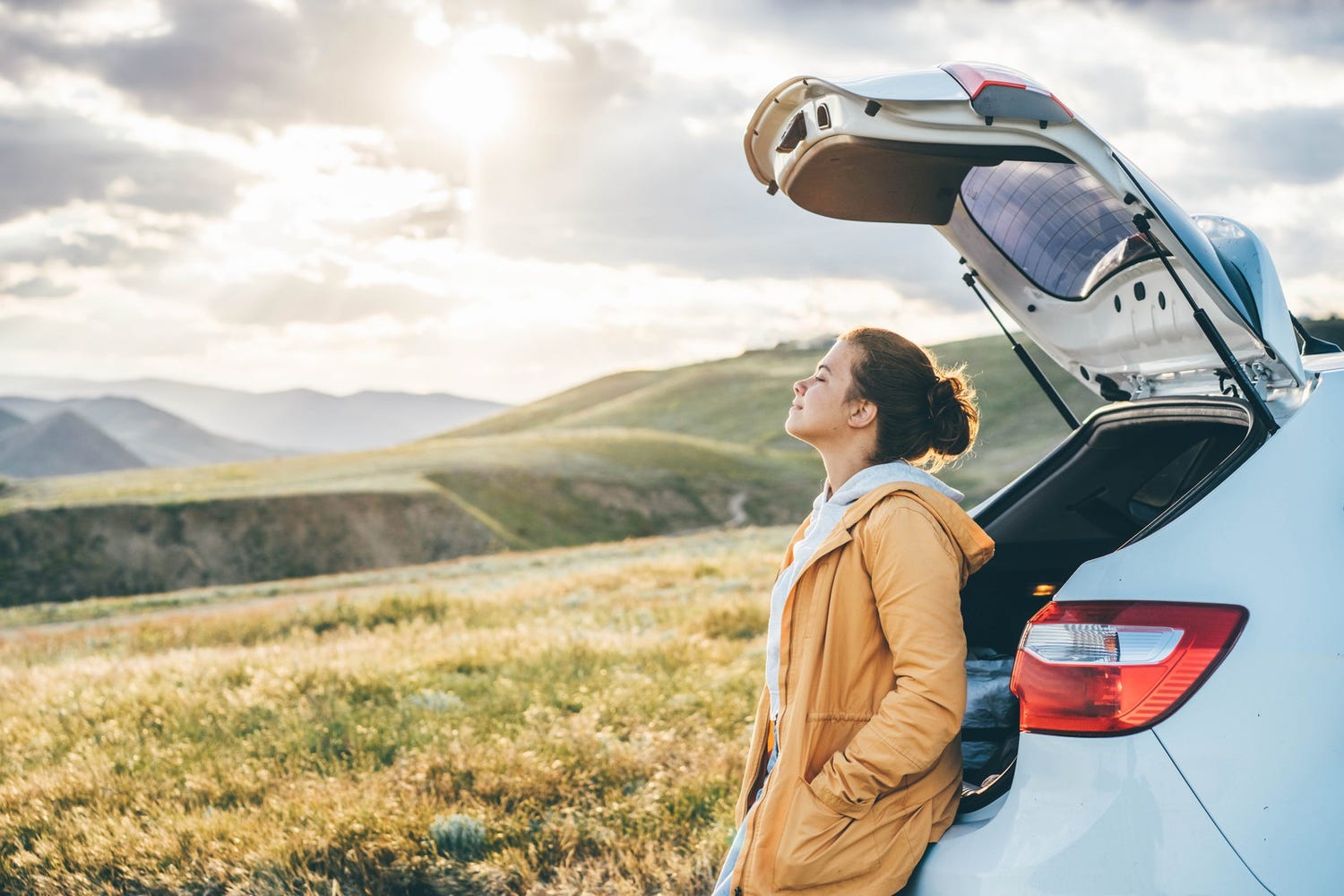 春のお出かけ前に要確認!燃費&快適な走りに繋がる“見えない”部分の愛車ケアできてる?