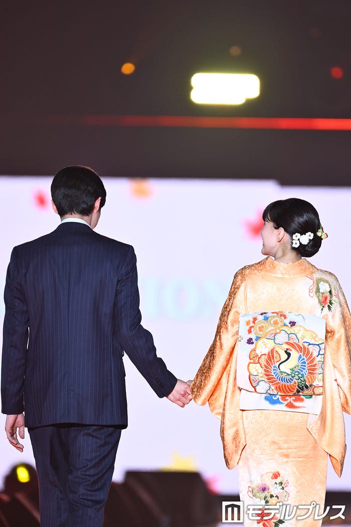 本田響矢、芳根京子(C)モデルプレス