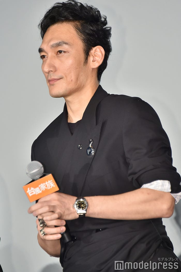 草なぎ剛(C)モデルプレス