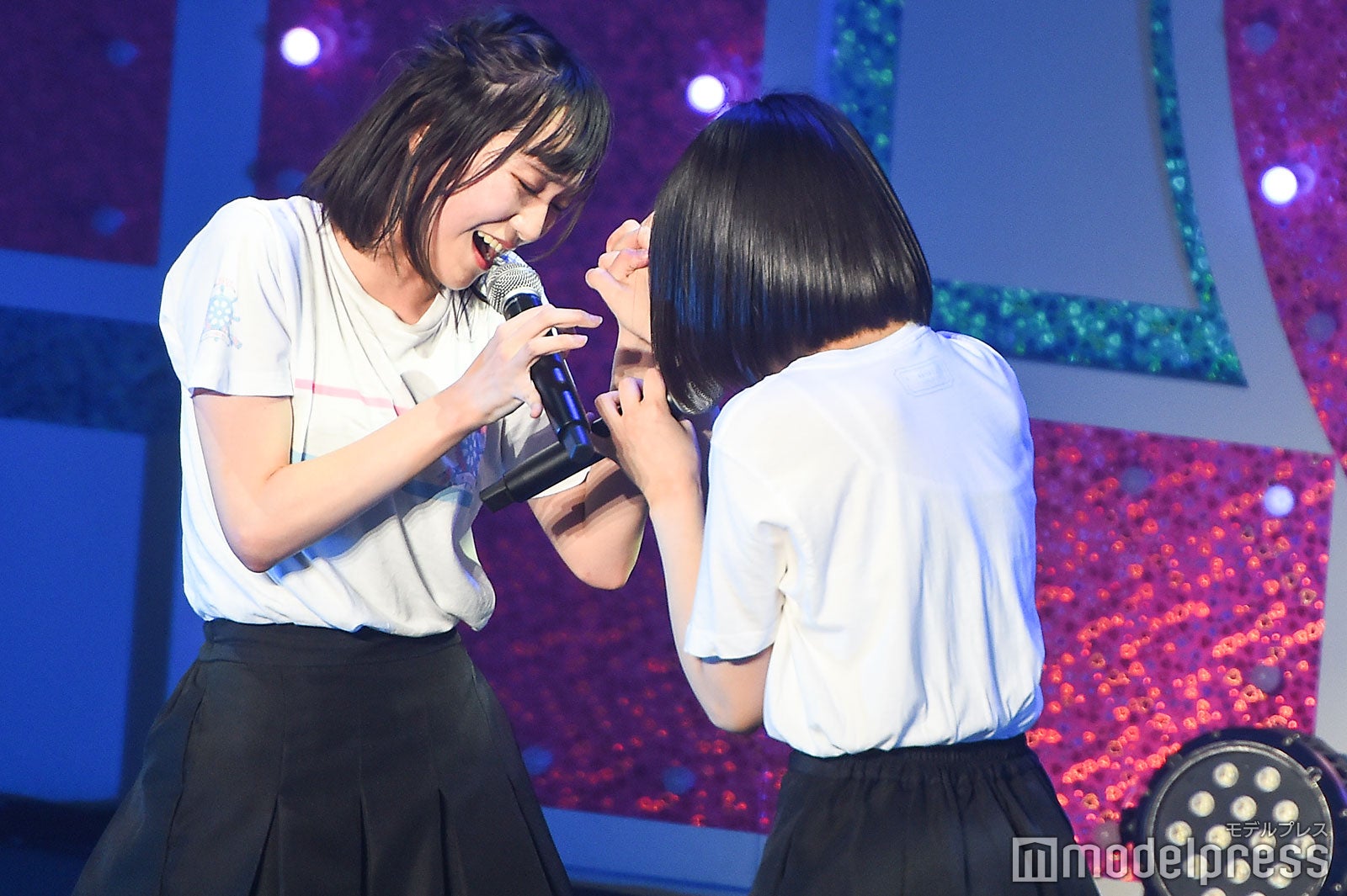 野口衣織、佐々木舞香／＝LOVEファーストツアー「今、この船に乗れ！」東京公演 （C）モデルプレス