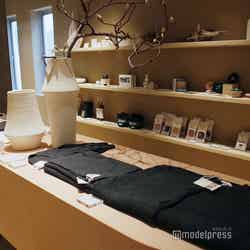 ギャラリーショップでは犬用グッズ、犬と一緒に使えるアパレル製品が揃う/RETONA HAKONE(C)モデルプレス