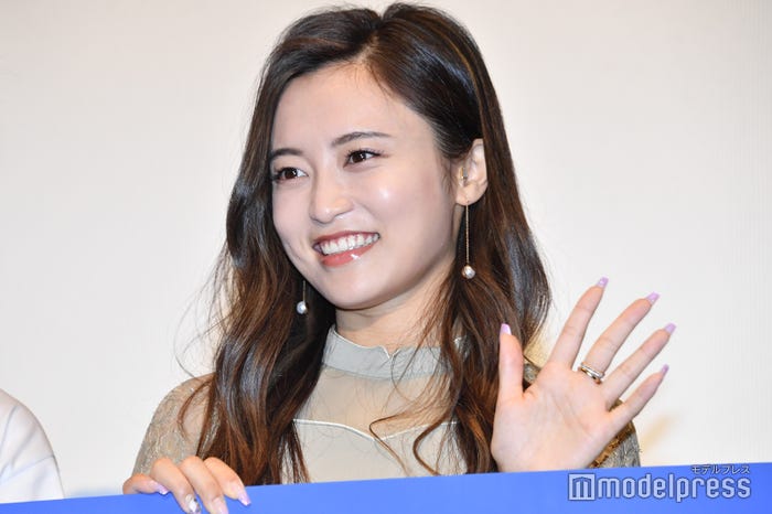 小島瑠璃子(C)モデルプレス