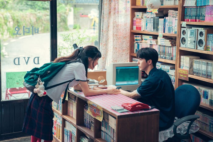 Netflixシリーズ「二十五、二十一」2月12日(土)独占配信