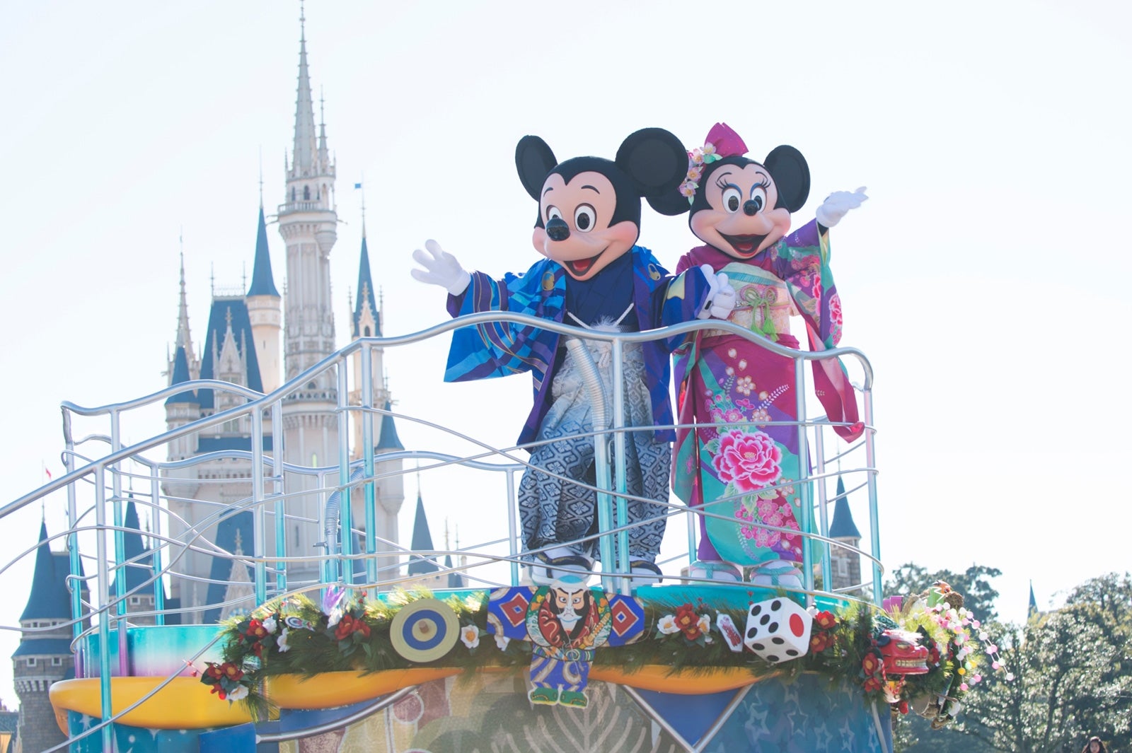 ディズニーランド シー 18年度スケジュール発表 35周年イベント Happiest Celebration を盛大に開催 モデルプレス