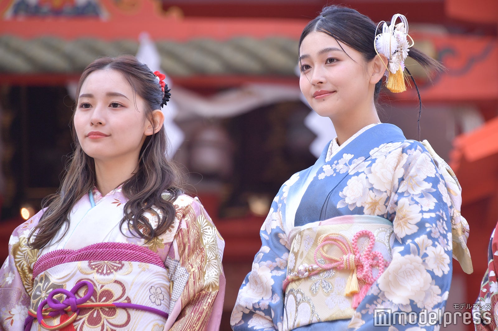 浅川梨奈、花音（C）モデルプレス