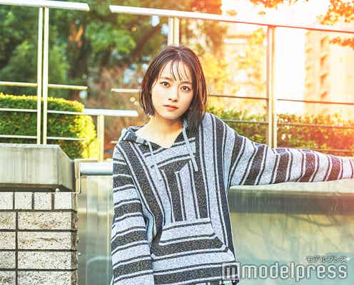 TOMOO、“唯一無二の歌声”で表現する恋愛の終わり「感情が最後に爆発する」<3rdシングル「Cinderella」インタビュー>