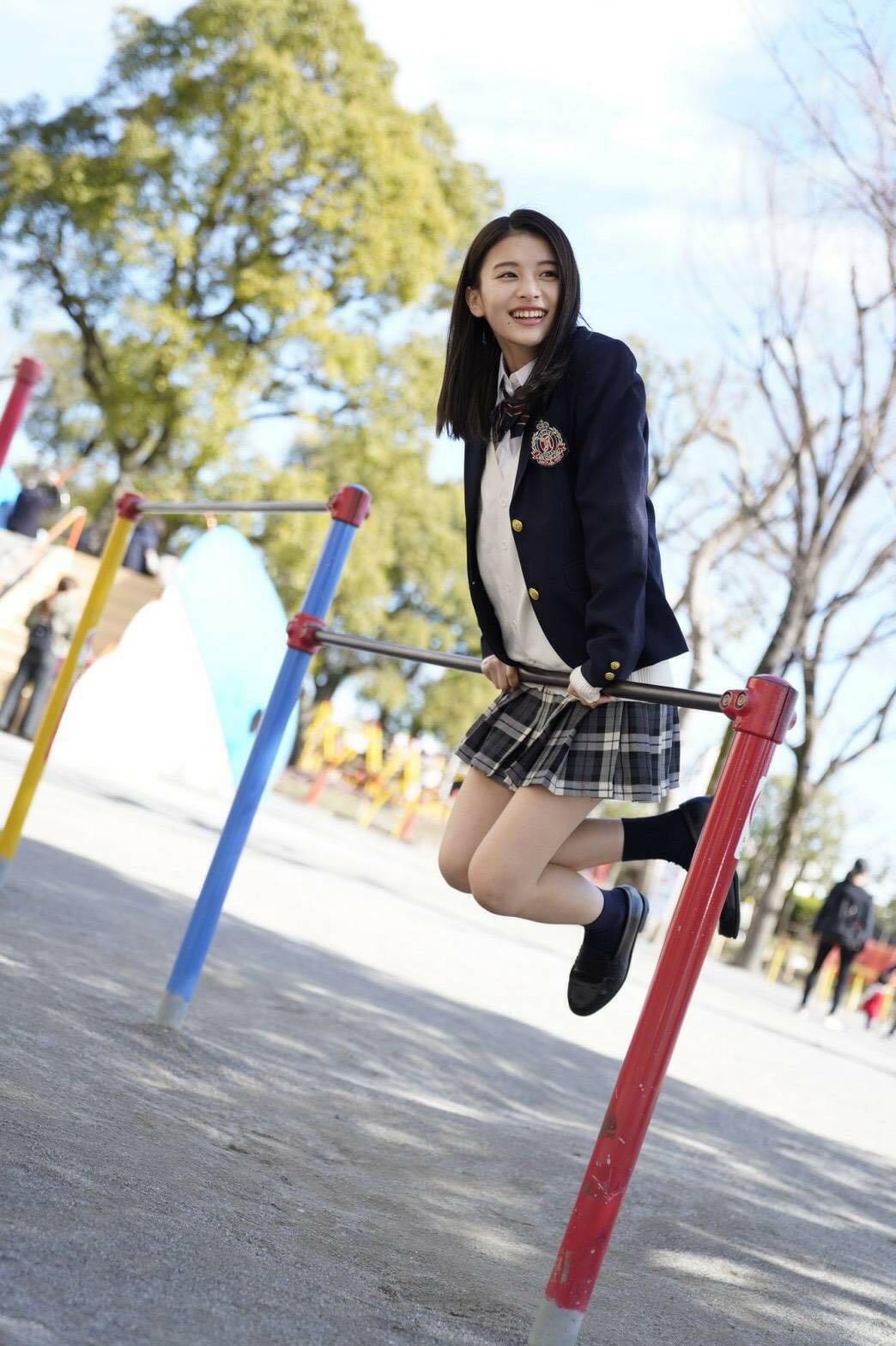 出口夏希／アザーカット（C）鈴木ゴータ ／ヤングマガジン