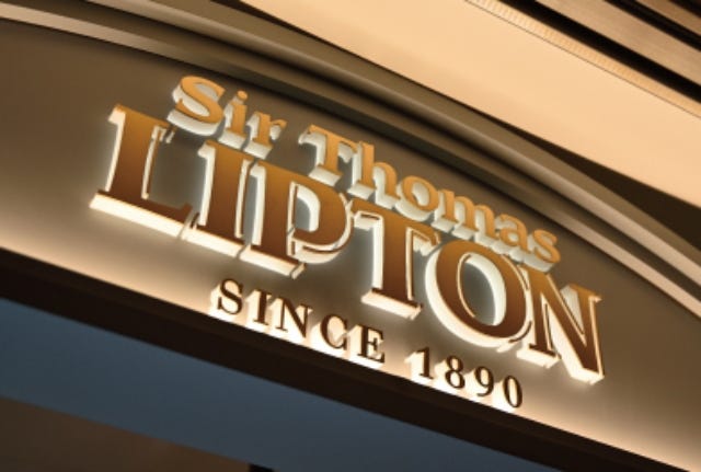 【京都だけ】LIPTONティーハウスから旬の京いちご使用の「スペシャルパフェ」が登場♡