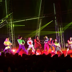 E Girls グループ史上最難関ダンス で圧巻パフォーマンス Mtv Vmaj 18 The Live モデルプレス