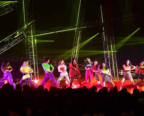 E-girls、“グループ史上最難関ダンス”で圧巻パフォーマンス<MTV VMAJ 2018 -THE LIVE->