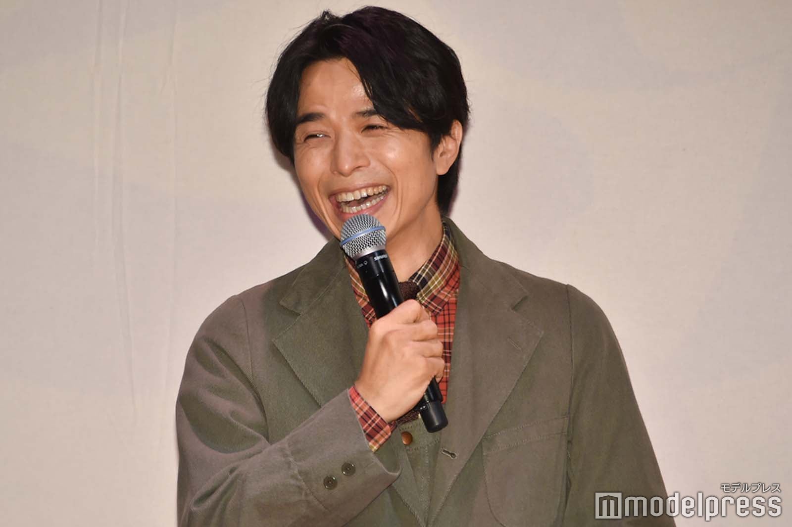 名司会ぶりを見せた井ノ原快彦（C）モデルプレス