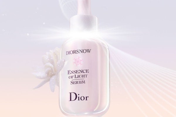 2月26日「Dior」の人気美白美容液がリニューアル発売