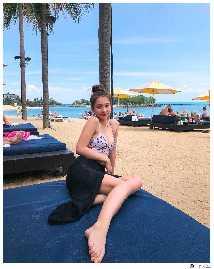 Niki、美バスト＆スラリ美脚あらわな水着ショットに「谷間がSEXY」「スタイル抜群」と絶賛の声　今日一番読まれたニュースランキング【エンタメTOP5】