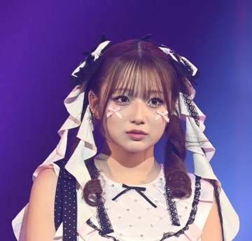 「え、もうこんなに大人っぽく…綺麗すぎてびっくり」【TGCteen】登場の大物2世美少女に驚きの声 大人風＆姫ギャルの対極コーデで魅了