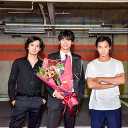 モデルプレス - 福士蒼汰「DIVER」クランクアップで野村周平&安藤政信がサプライズ