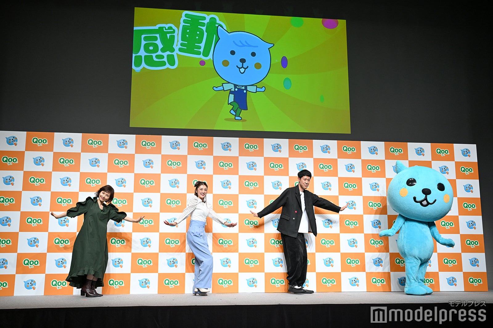 （左から）安倍なつみ、石川梨華、小藪千豊、クー（C）モデルプレス