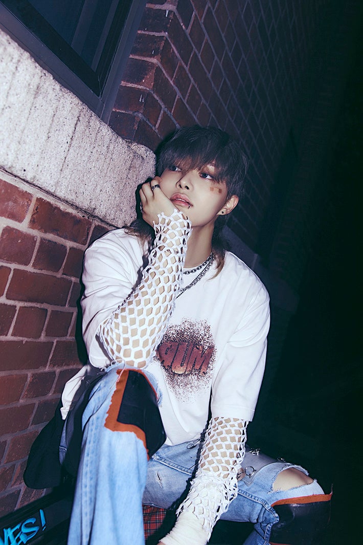 EJ（C）HYBE LABELS JAPAN