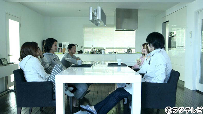 左から：今井華、宮城大樹、菅谷哲也、筧美和子、近藤あや、岩永徹也／5月10日放送回より