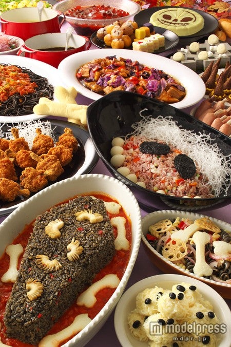 「セイリングデイ・ブッフェ」（C）Disney