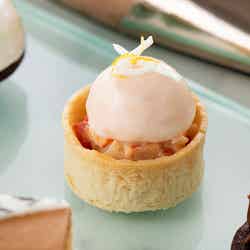 コンラッドアフタヌーンティー with JIMMY CHOO/画像提供:コンラッド東京